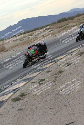 media/Sep-21-2025-Race Pace (Sun) [[98bf33ef95]]/Non Verified/3-Turn 15 Inside (9am)/